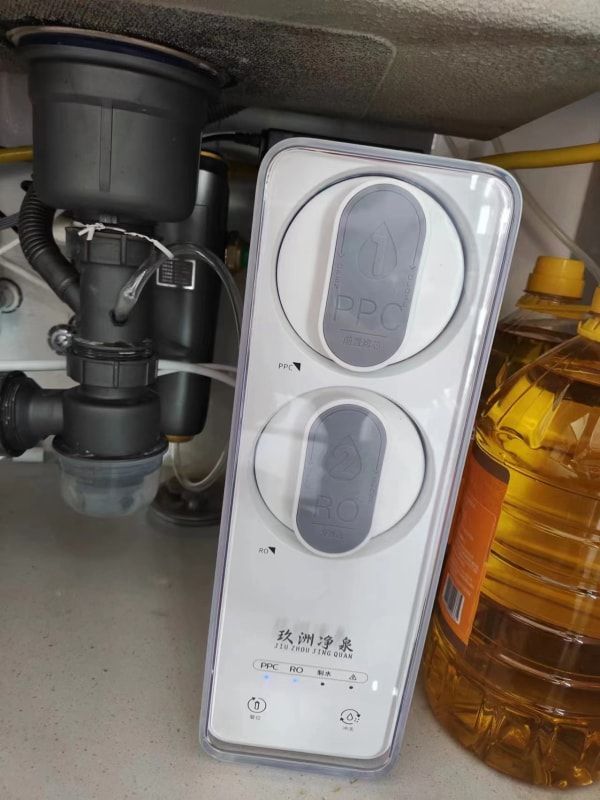 當(dāng)您關(guān)閉水龍頭后，前置過濾器里的水仍然可以使用，但具體使用情況取決于幾個(gè)因素